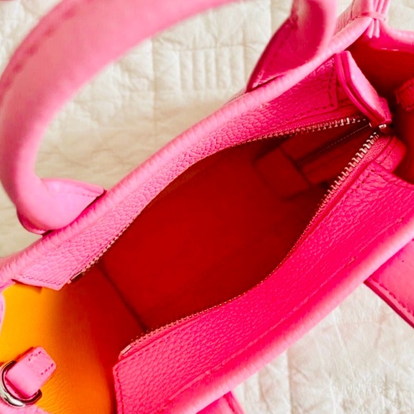 MARC JACOBS The Leather MINI Tote Bag CANDY PINK - Picture 5 of 12